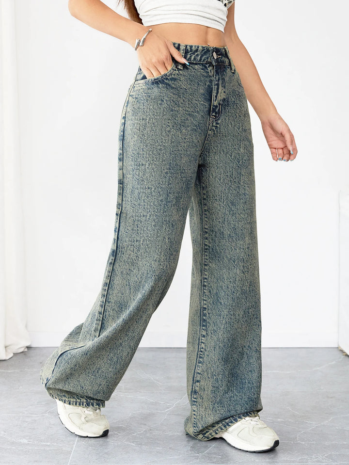 “Women’s Loose Fit Wide-Leg Jeans”