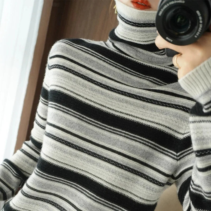 Women’s Korean Hoodie Sweater – Loose Thick Knitted Pullover