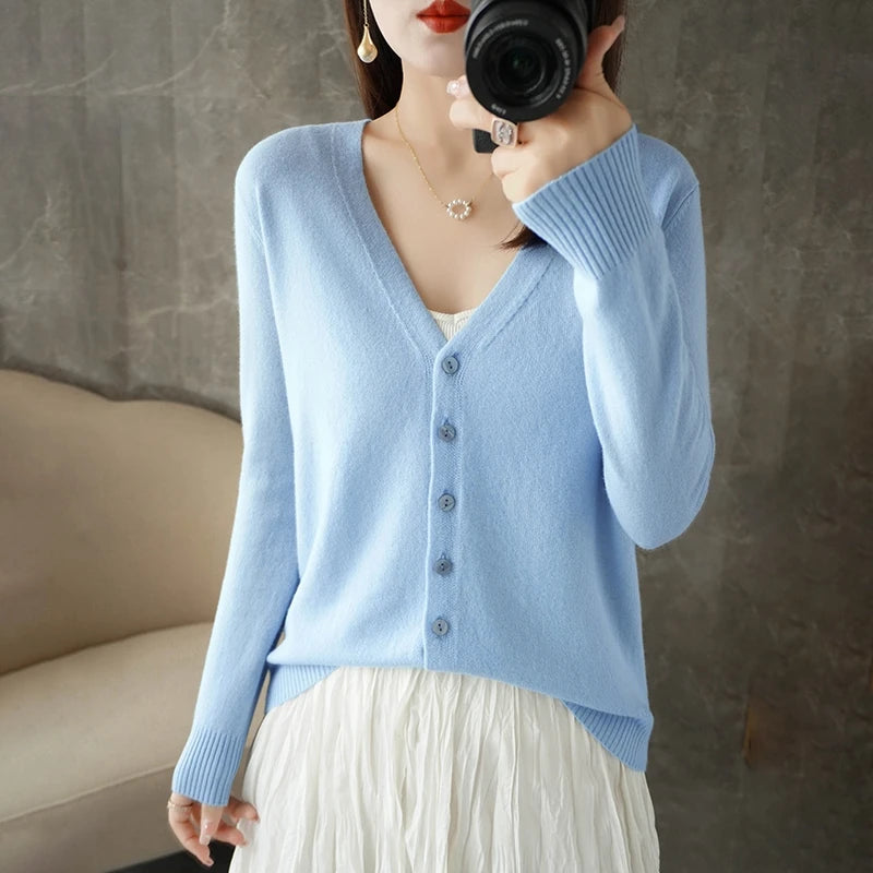 “2024 Women’s V-Neck Loose Sweater”