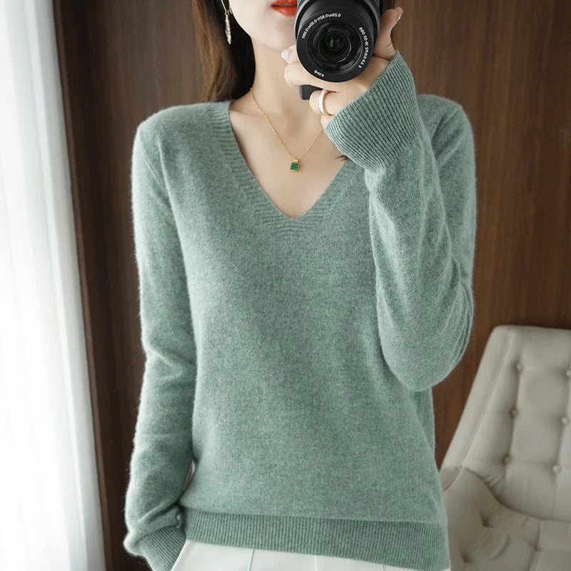 “Women’s Cashmere V-Neck Sweater”