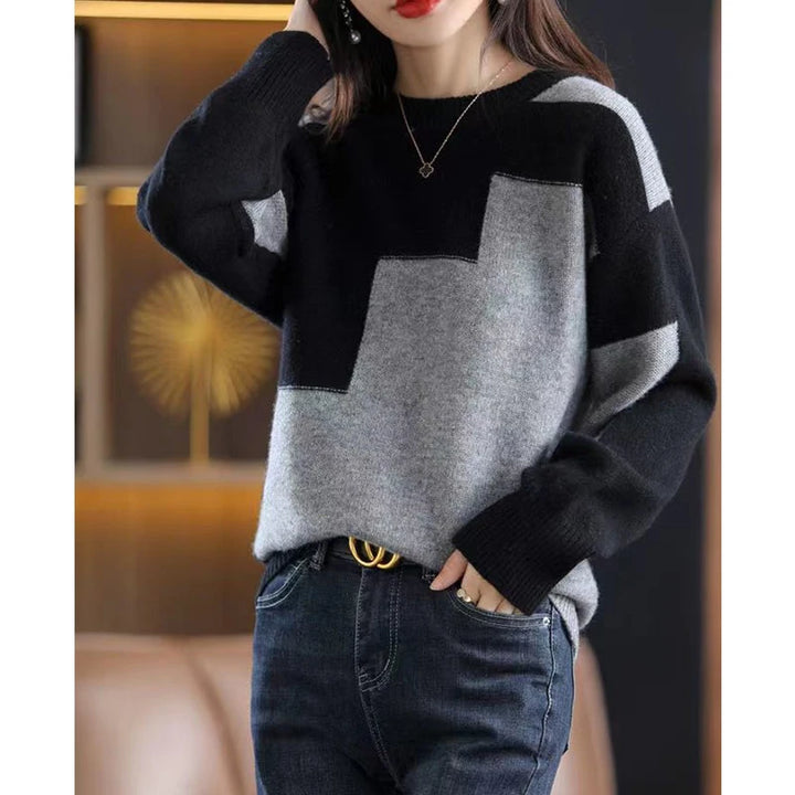 Women’s Contrast Color Oversized Sweater